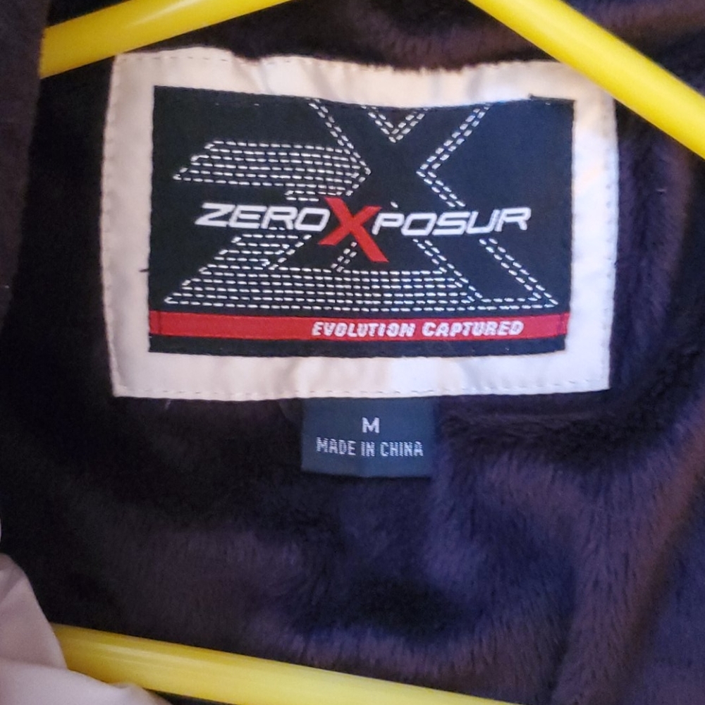 Ski/winter coat - Picture 3 of 3